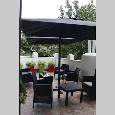 Rock - Studio With 30M2 Terrace Belgrad Exterior foto